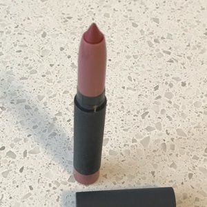 Bite Beauty matte lip crayon in « Glace »: deluxe